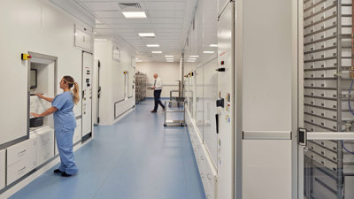 Tate Boston Childrens Hospital Selectech Lab Hallway Case Study Banner Desktop Image En Us